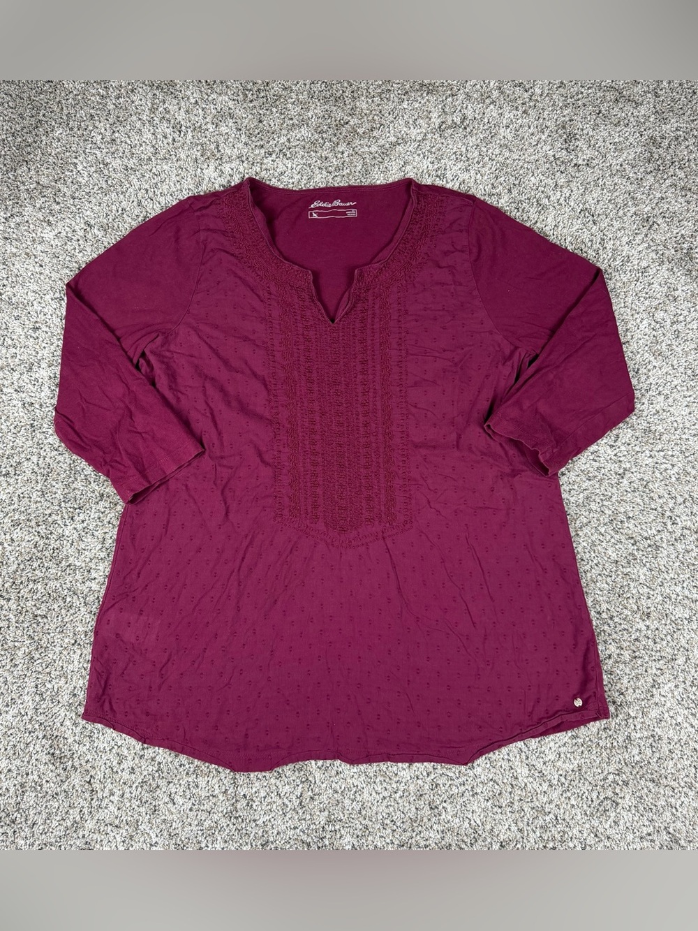 Sz XL Women’s Eddie Bauer 3/4 Sleeve Pintuck Textured V Neck Top Burgundy